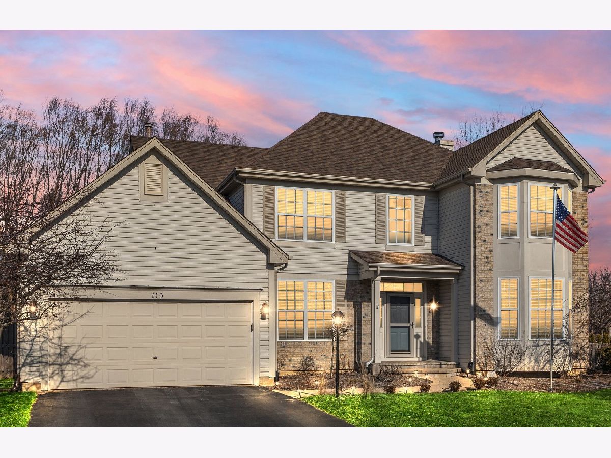 Homes & Townhomes & Condos Sold Windsor West Sugar Grove Illinois, 115 Oxford