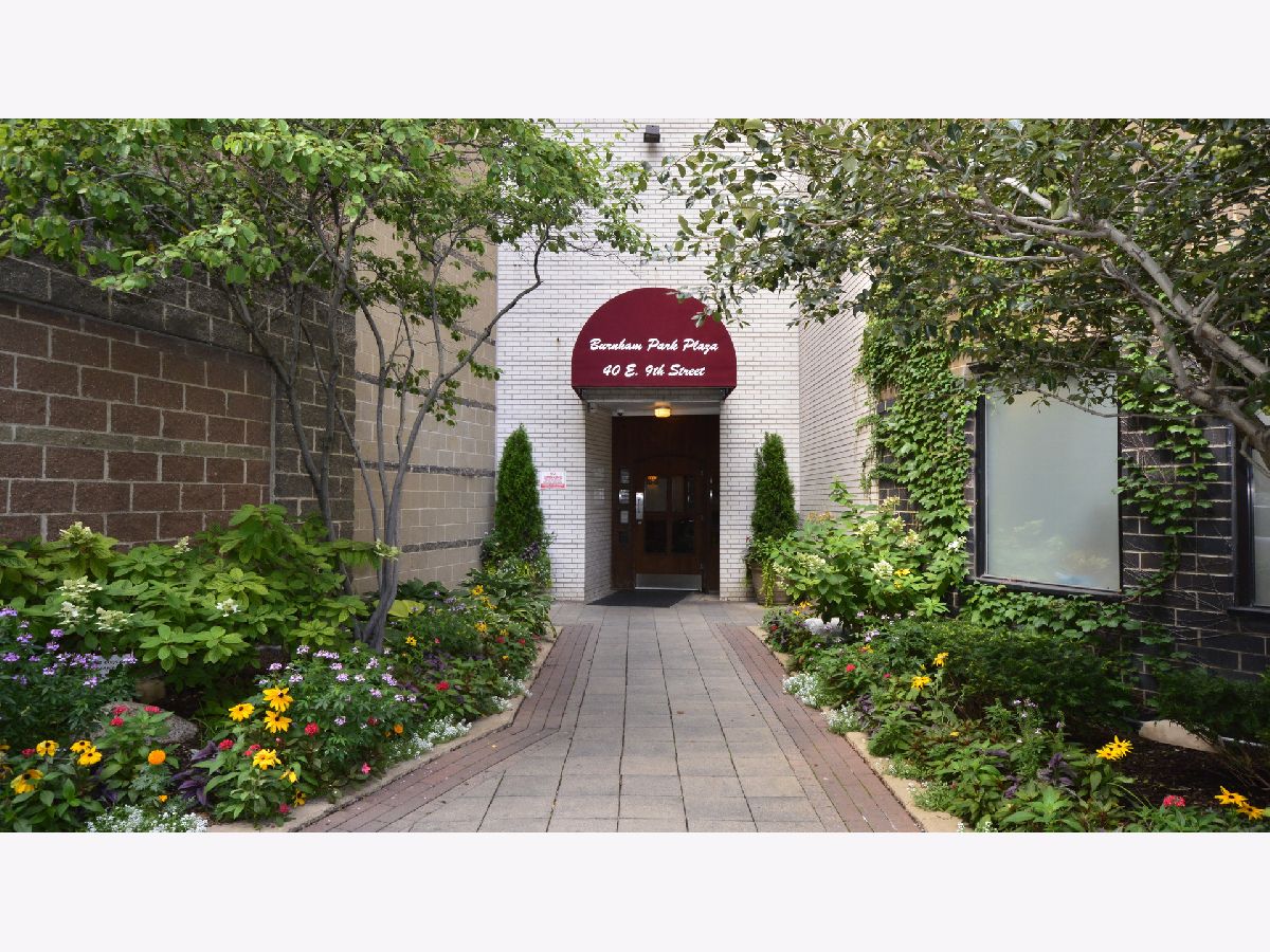 Condominiums Sold Burnham Park Plaza Chicago Illinois, 40 9th