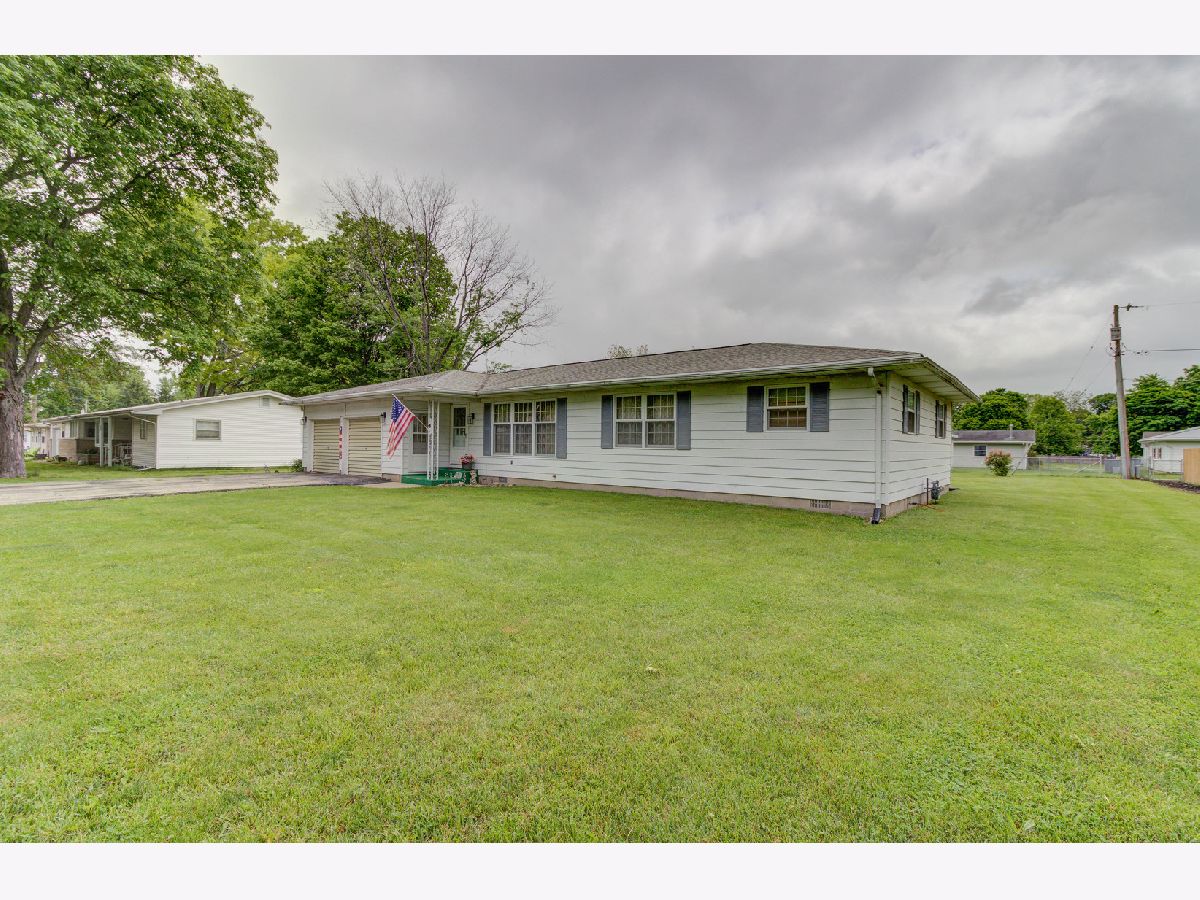  Sold Atwood Illinois, 218 N Kansas