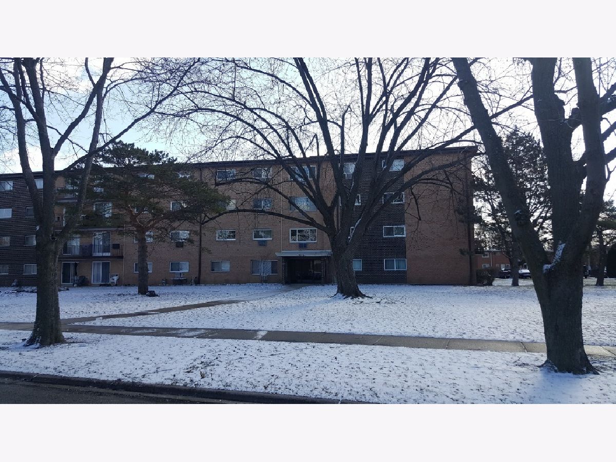 Condominiums Sold Randwood Towers Mount Prospect Illinois, 1019 Boxwood