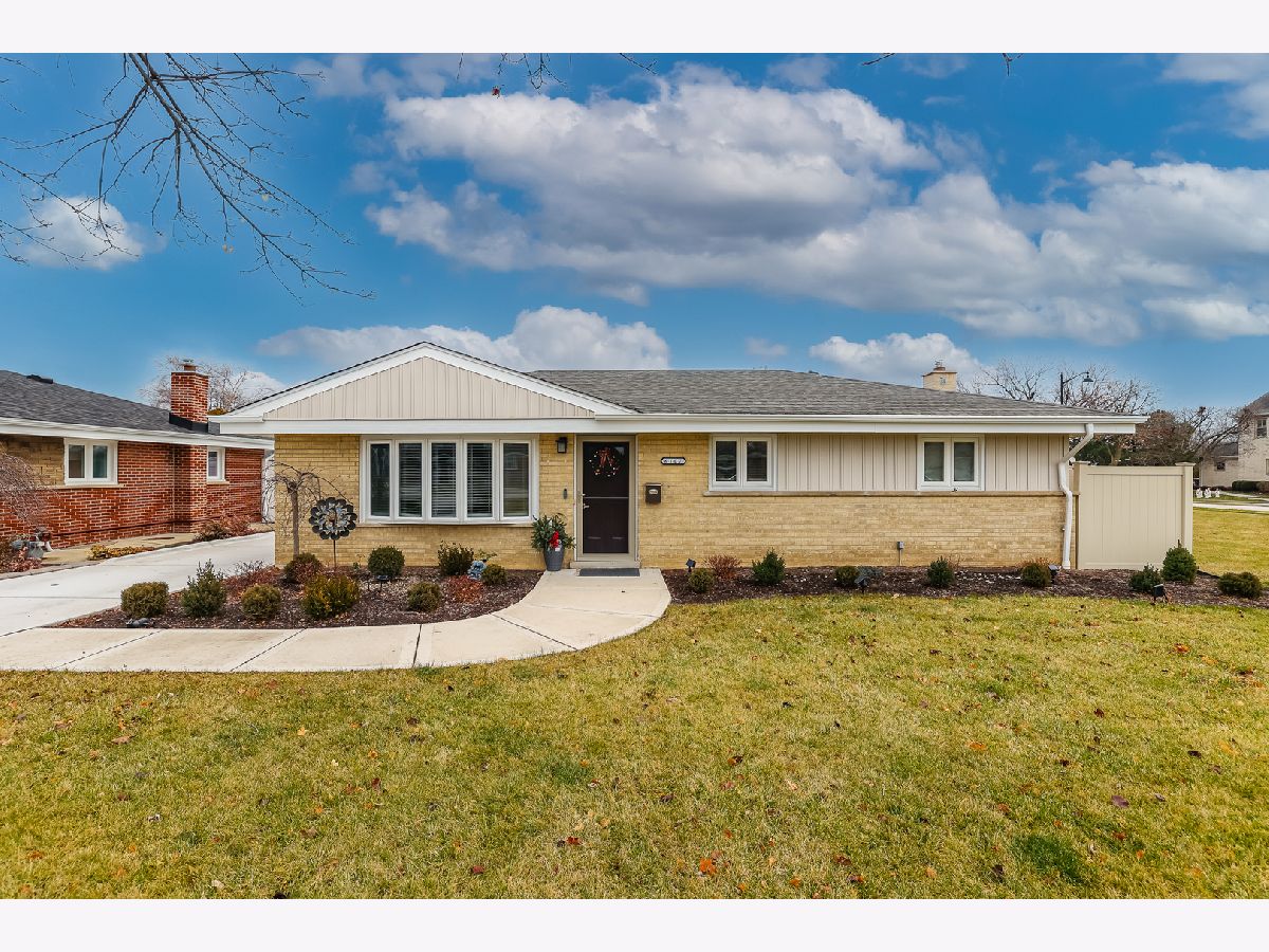  Sold Rosemont Illinois, 6107 Hawthorne