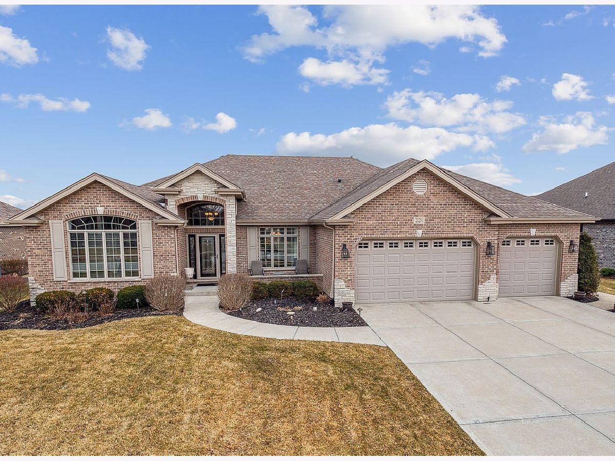 Homes Sold Prairie Ridge Mokena Illinois, 21251 Prairie Ridge