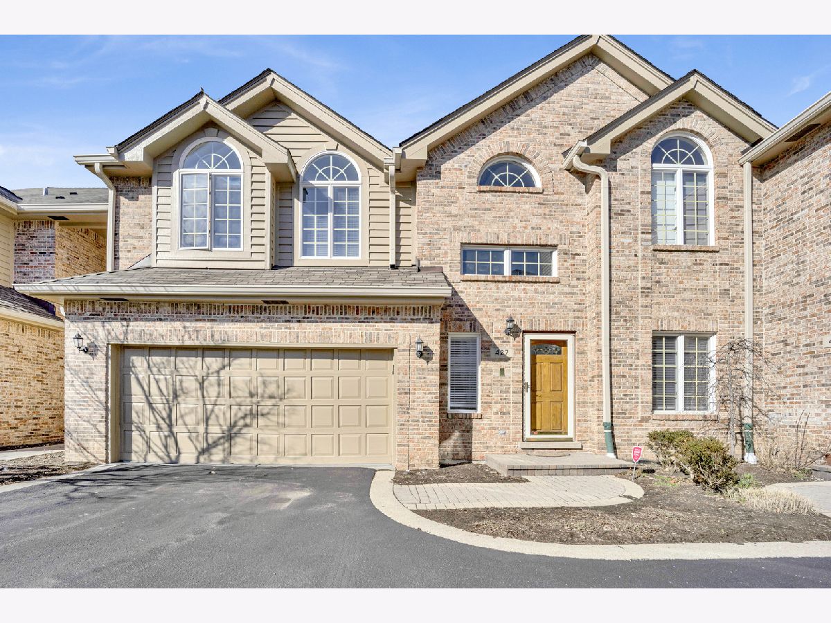 Townhomes Rented Ashbury Woods Hinsdale Illinois, 427 Ashbury