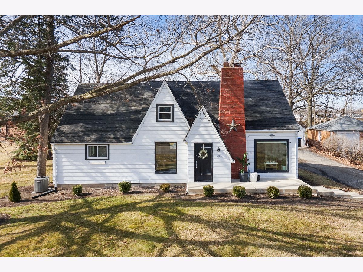 Homes & Condos & Townhomes Sold Davis Addition Bloomington Illinois, 730 Towanda