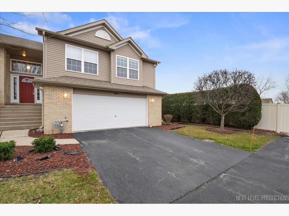 Townhomes Sold Oakridge Carriage Homes Oak Forest Illinois, 6860 Oak View