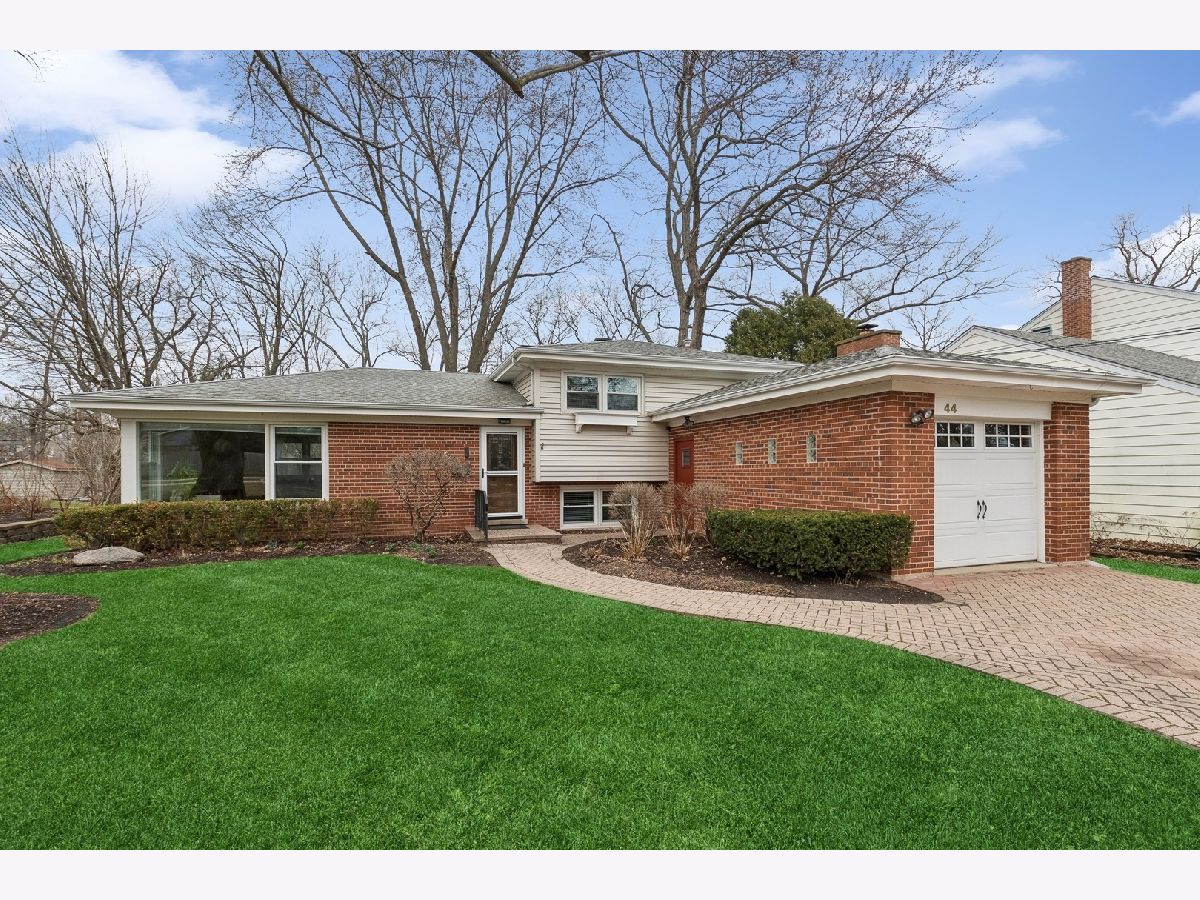 Homes Sold East Terrace Lake Bluff Illinois, 44 Center