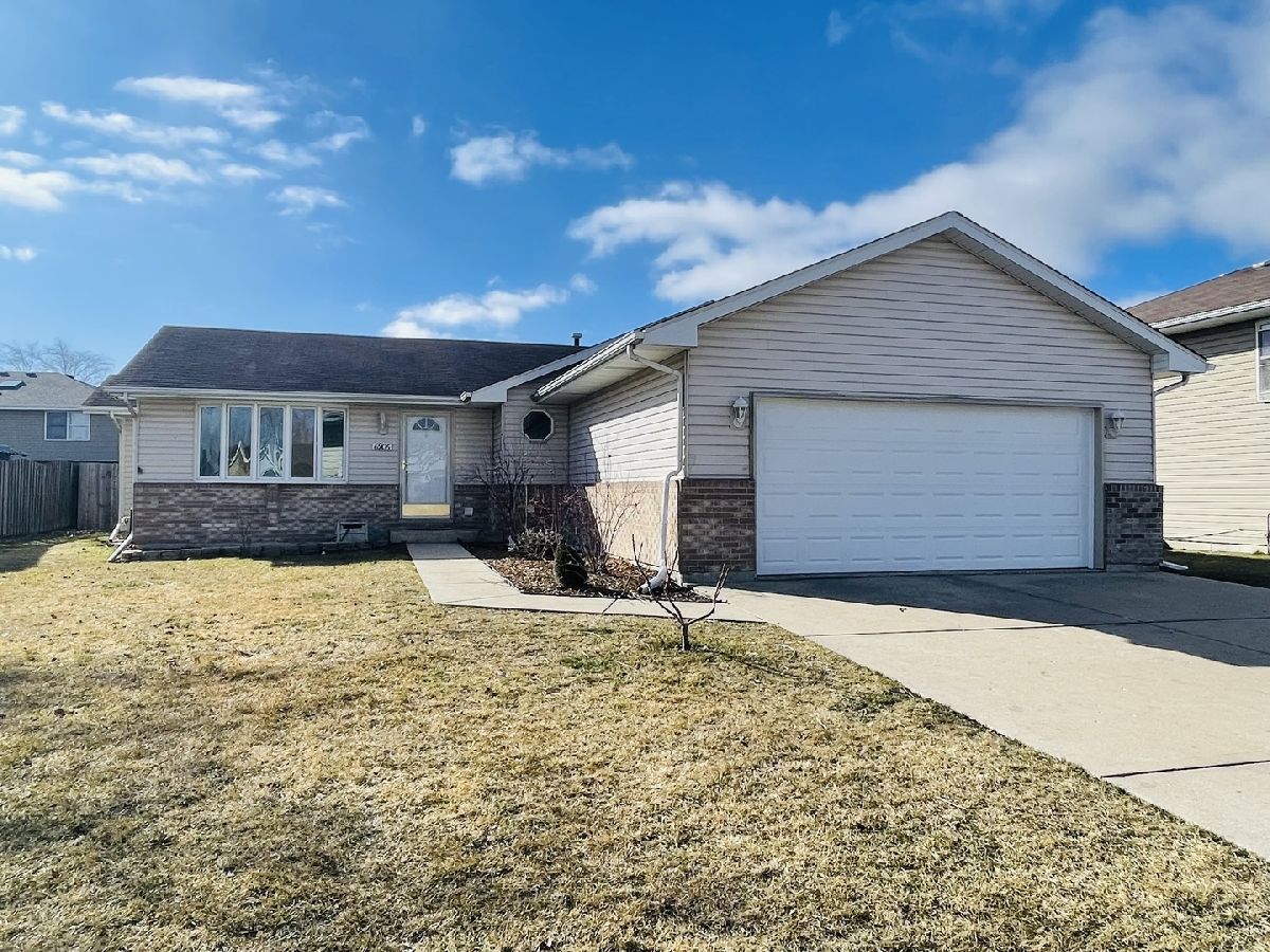 Homes Rented Cumberland Plainfield Illinois, 6906 Townsend