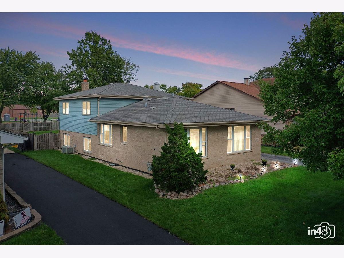 Homes Sold Alsip Gardens Alsip Illinois, 5212 120th