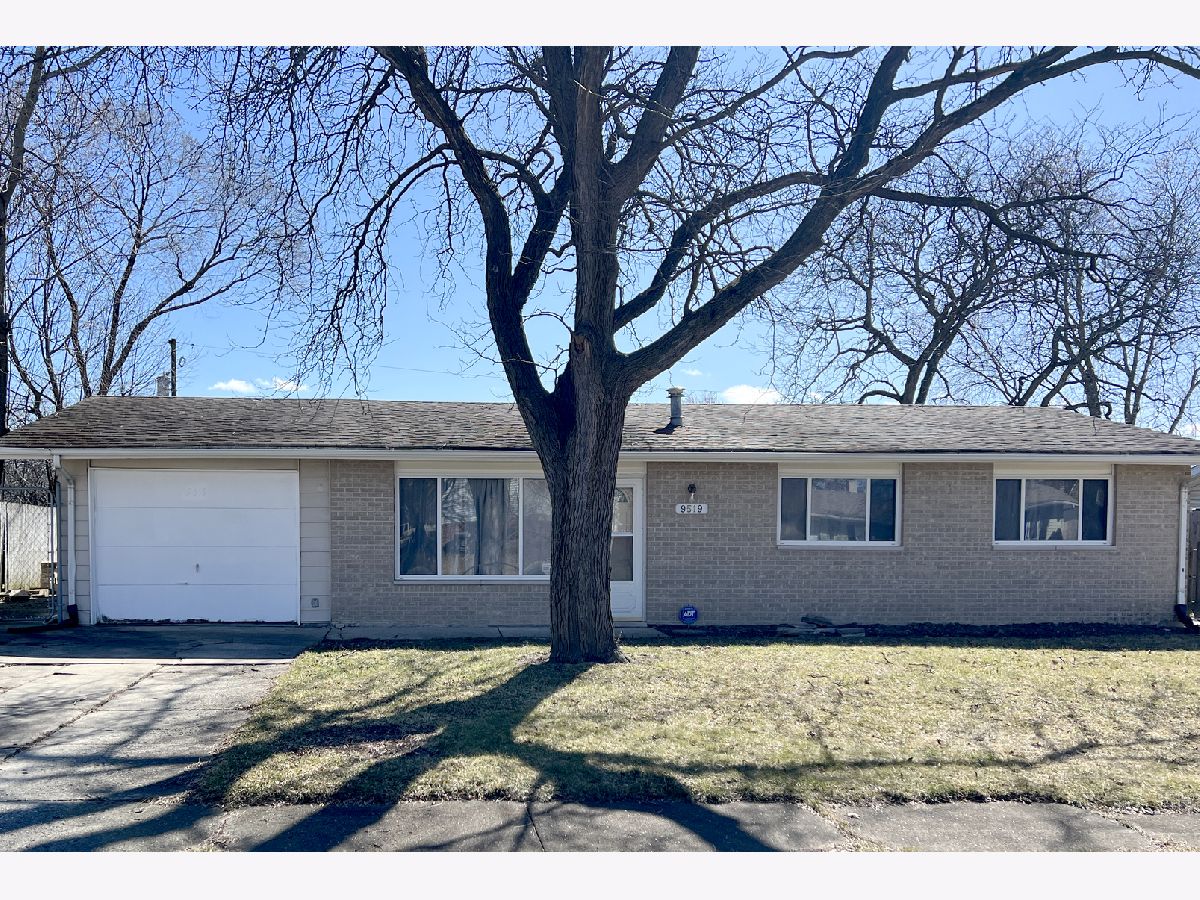 Homes & Condos & Townhomes Sold Arbury Hills Mokena Illinois, 9519 Elm