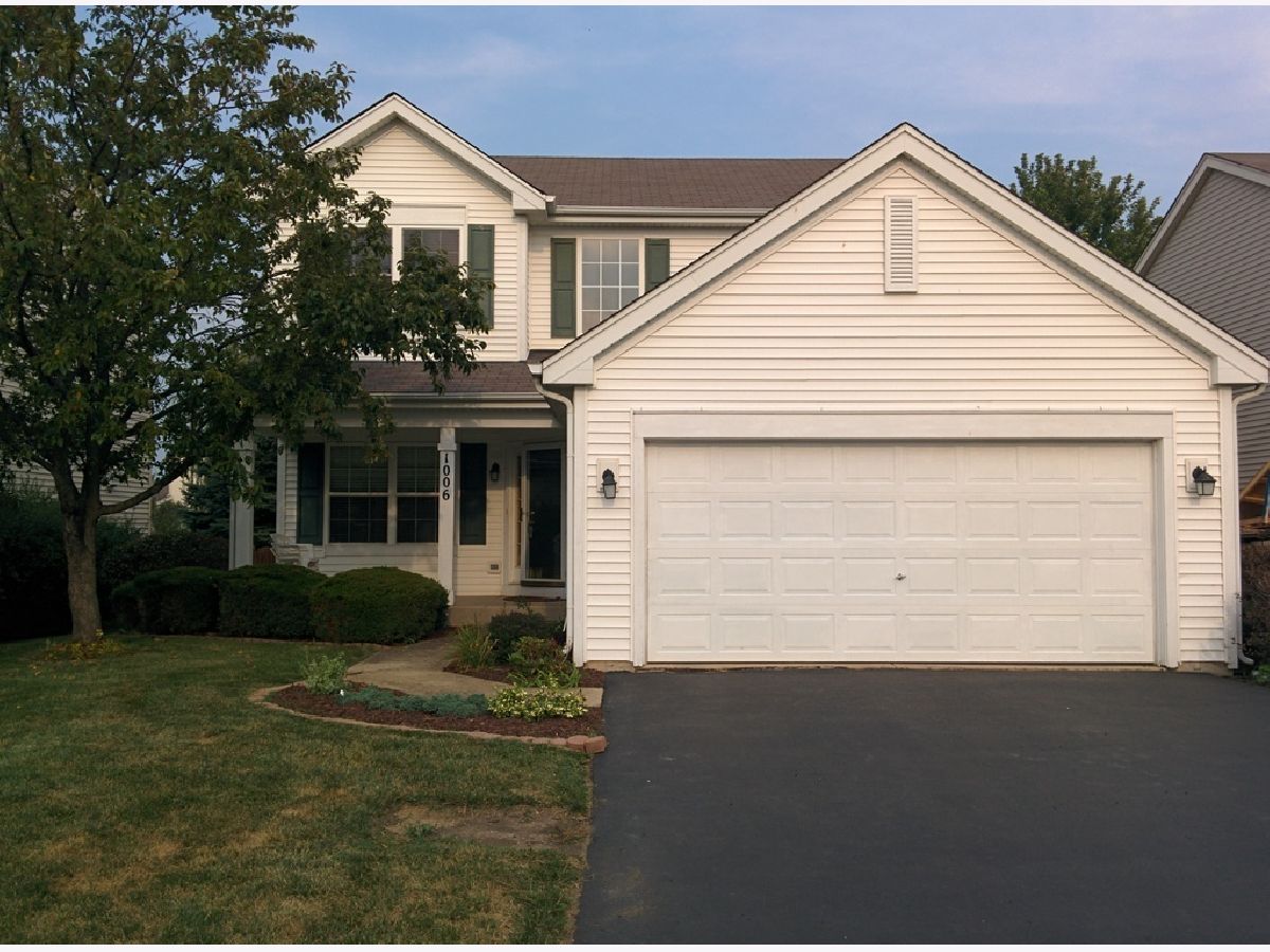 Homes Rented Villages At Meadowlakes Aurora Illinois, 1006 Rosefield