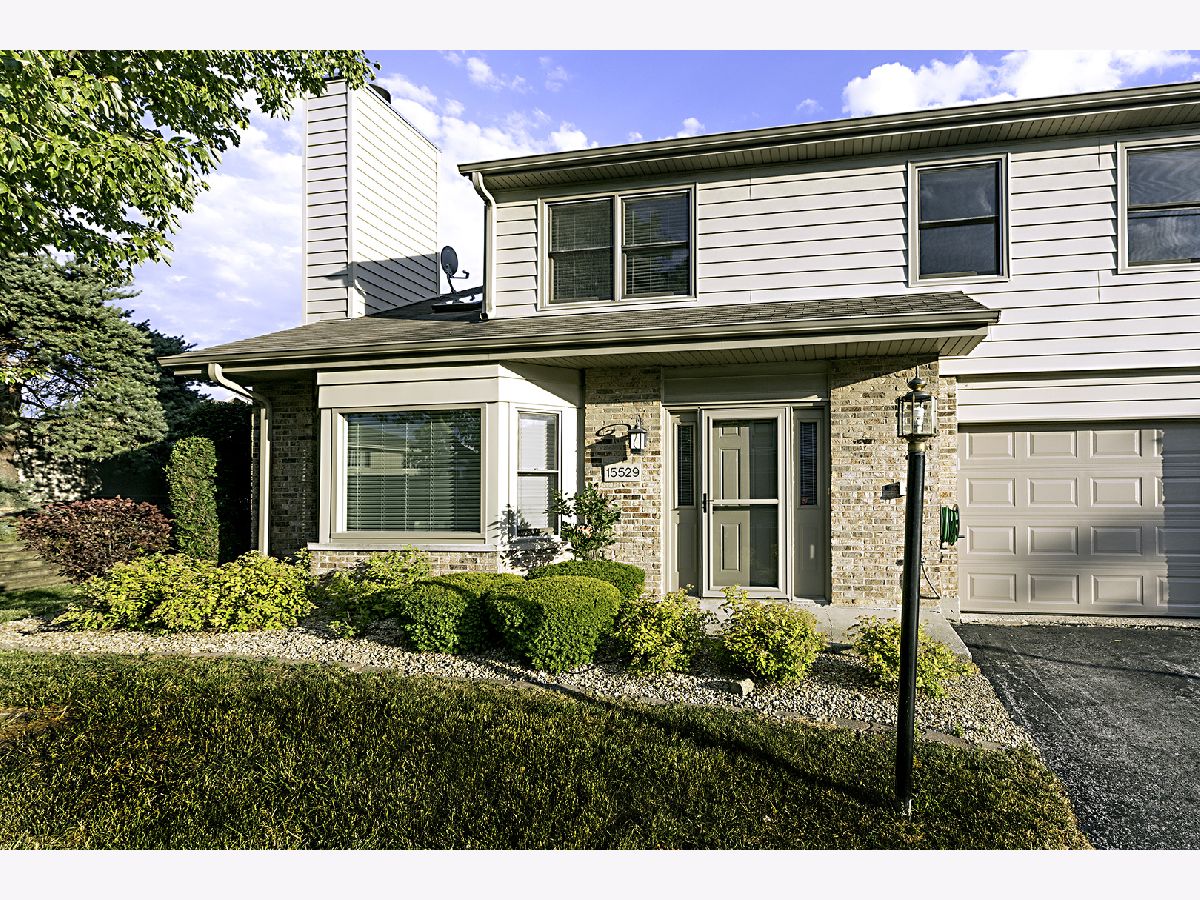 Townhomes & Homes Rented Village Square Orland Park Illinois, 15529 Wherry