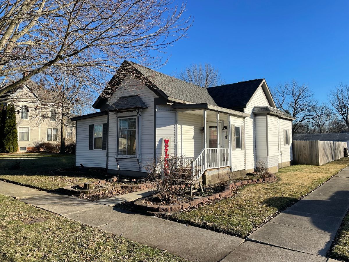  Sold Atwood Illinois, 111 Elm