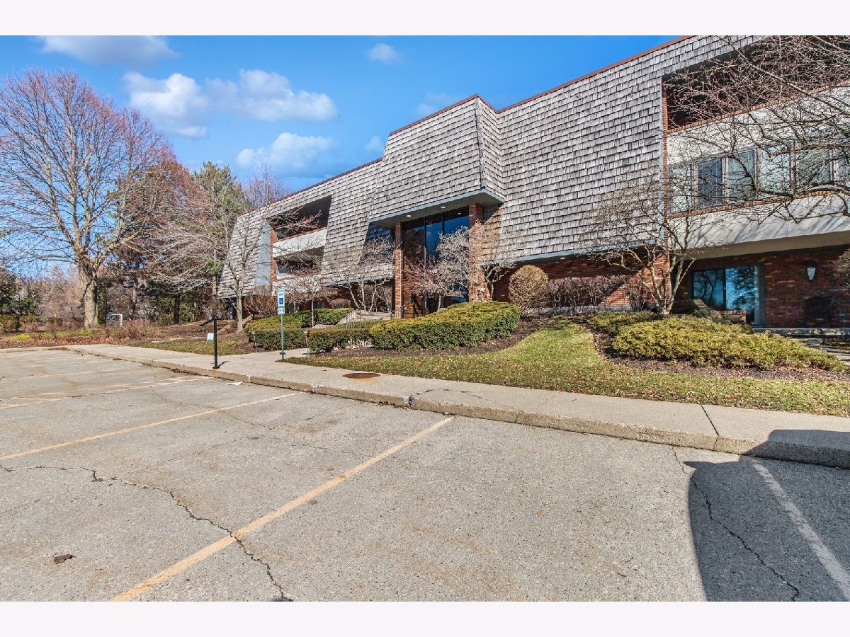 Condos & Townhomes Sold Red Top Villas Libertyville Illinois, 100 Red Top