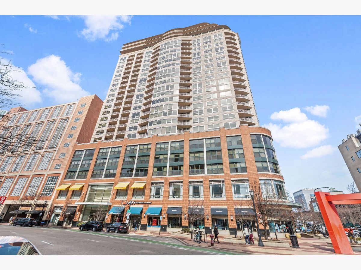 Condominiums Sold Sherman Plaza Evanston Illinois, 807 Davis