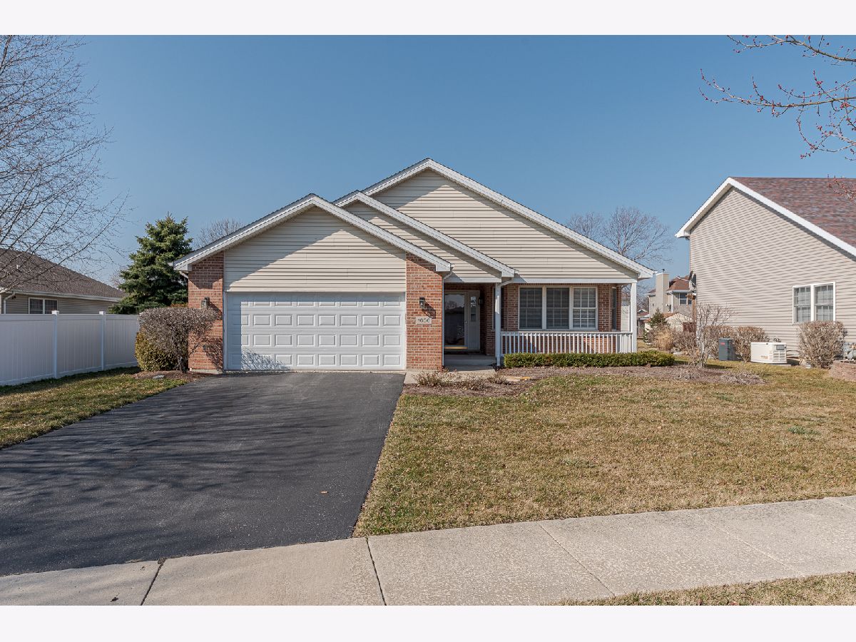 Homes & Townhomes Sold Hunters Chase Beecher Illinois, 1606 Dove Valley