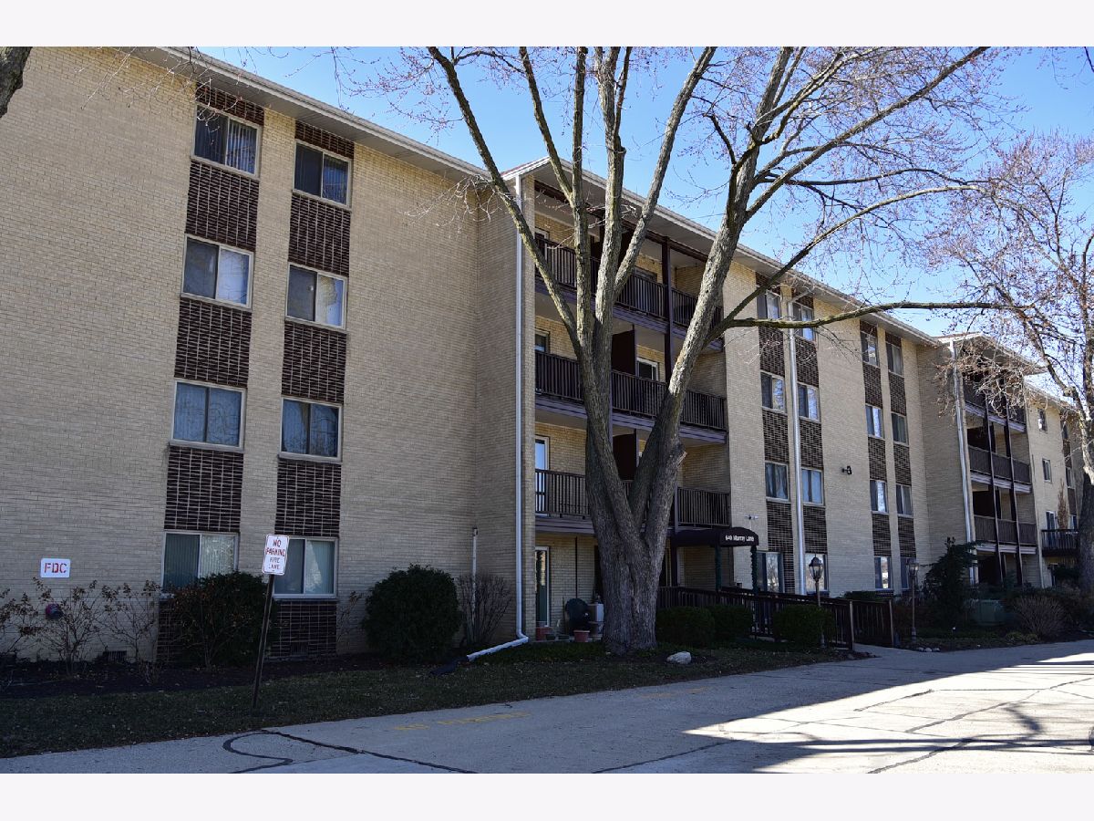 Condominiums Sold Country Acres Des Plaines Illinois, 640 Murray