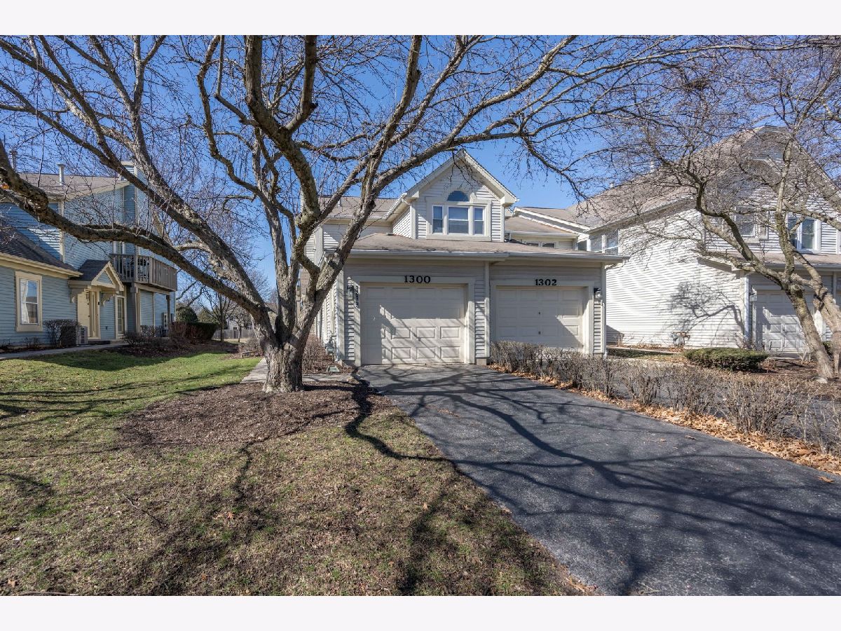 Townhomes & Condos Sold Villas Of The Fields Naperville Illinois, 1300 Tennyson