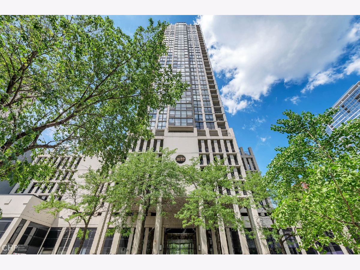 Condominiums Sold Elm At Clark Condos Chicago Illinois, 1122 Clark
