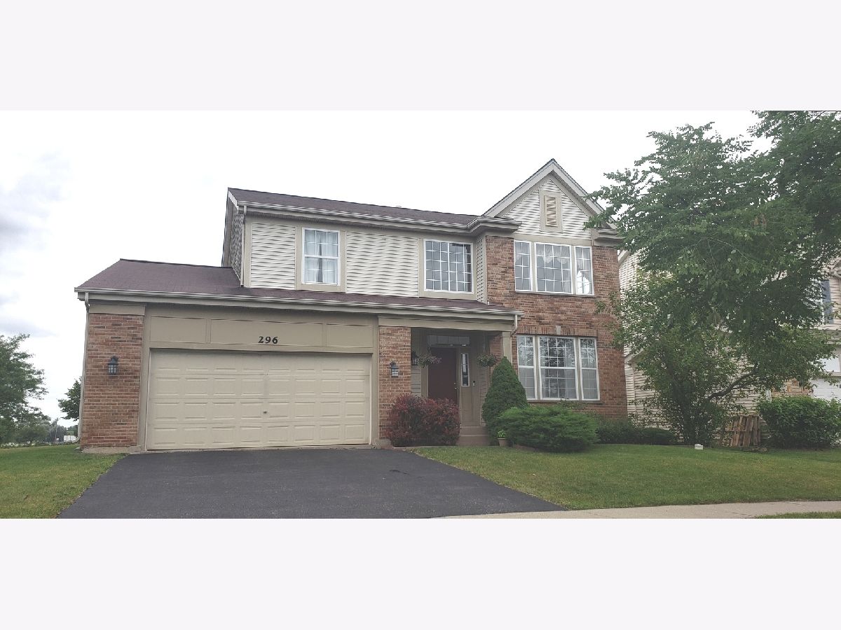 Homes & Townhomes & Condos Rented Madrona Village Round Lake Illinois, 296 Savoy