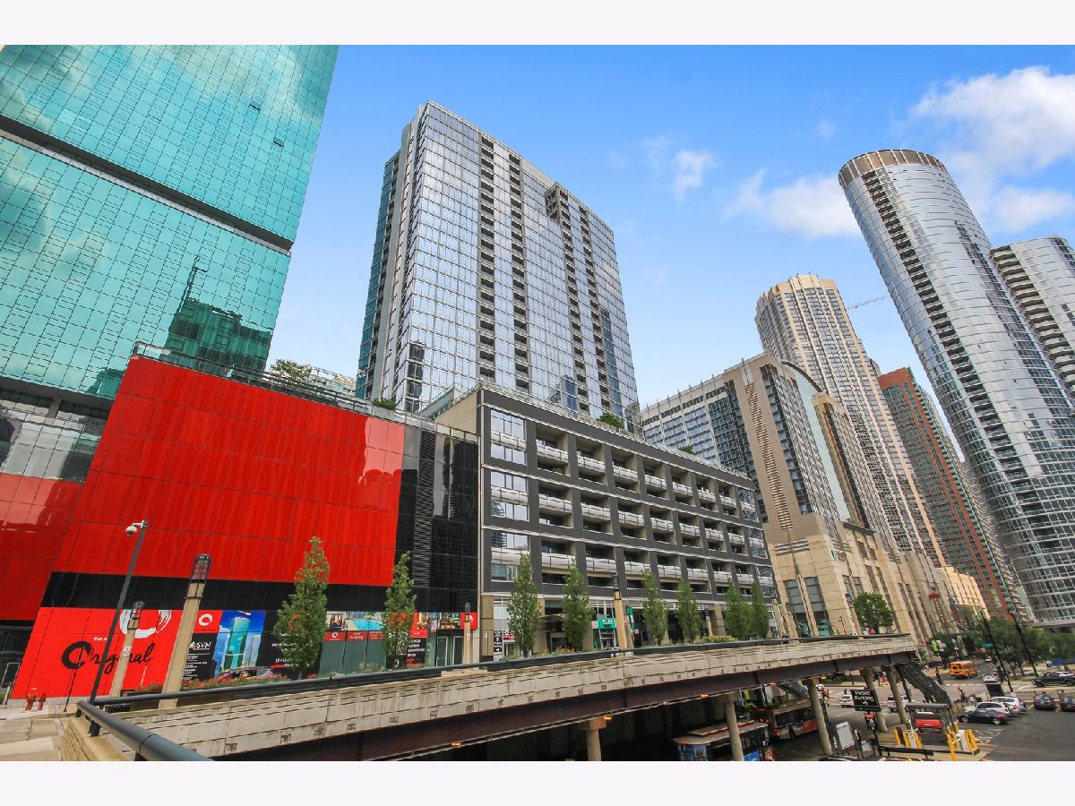 Condominiums Sold Fairbanks At Cityfront Chicago Illinois, 240 Illinois