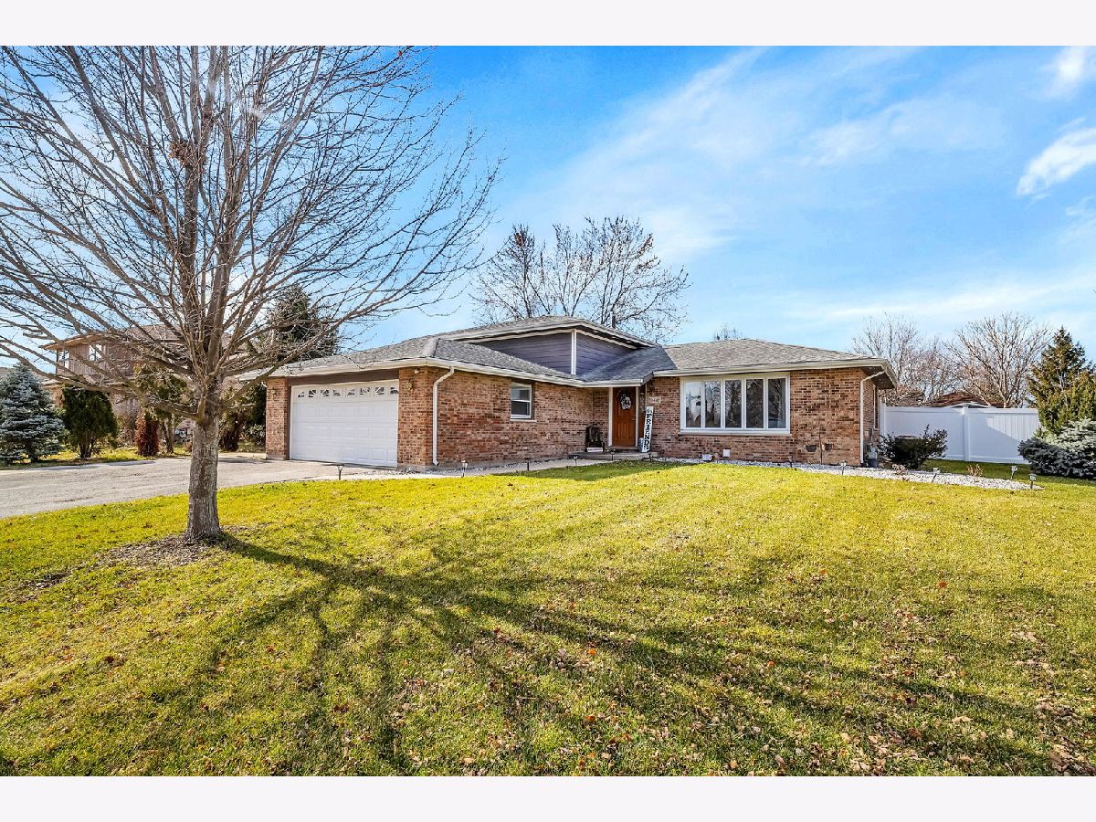 Homes Sold Farmbrook Terrace Frankfort Illinois, 20448 Cobble Stone