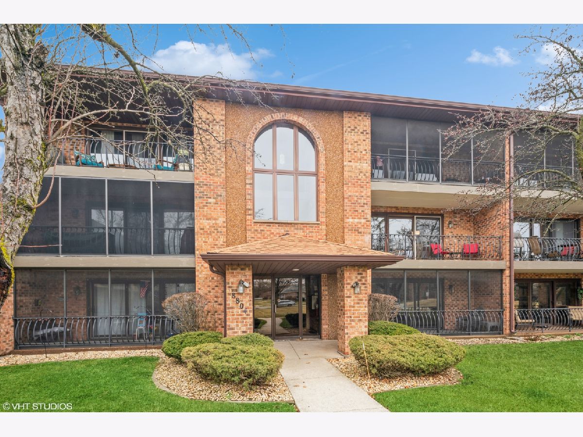 Condos & Townhomes & Homes Sold Heritage Orland Park Illinois, 8804 140th