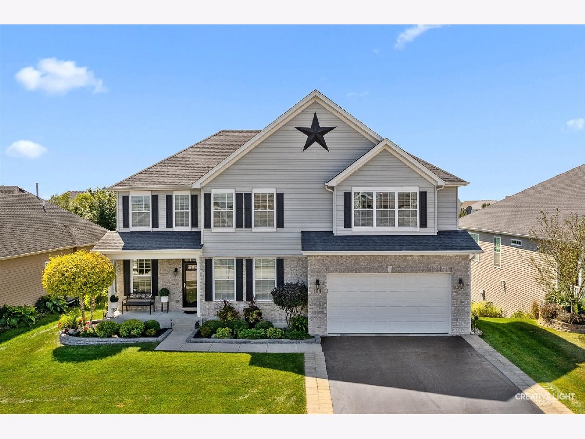 Homes Sold Blackberry Woods Yorkville Illinois, 884 Purcell