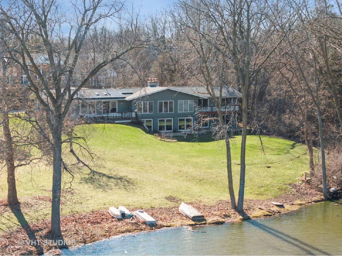 Homes Sold Valley Lake Inverness Illinois, 1540 Thyra