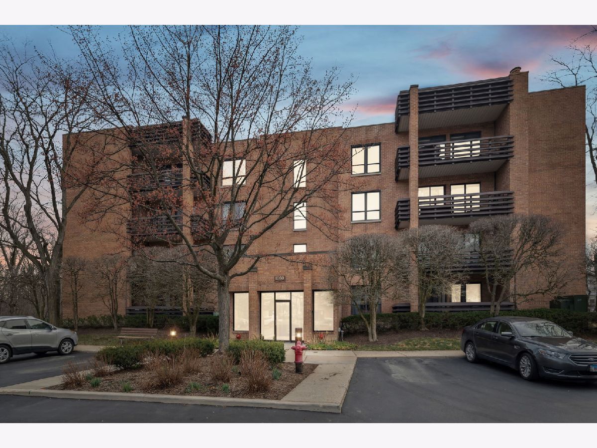Condominiums Sold Shermer Square Northbrook Illinois, 1060 Shermer