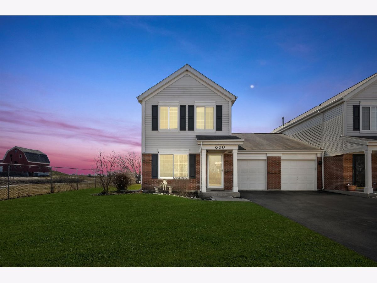 Townhomes & Homes Sold Summerfield Minooka Illinois, 600 Fair Lane