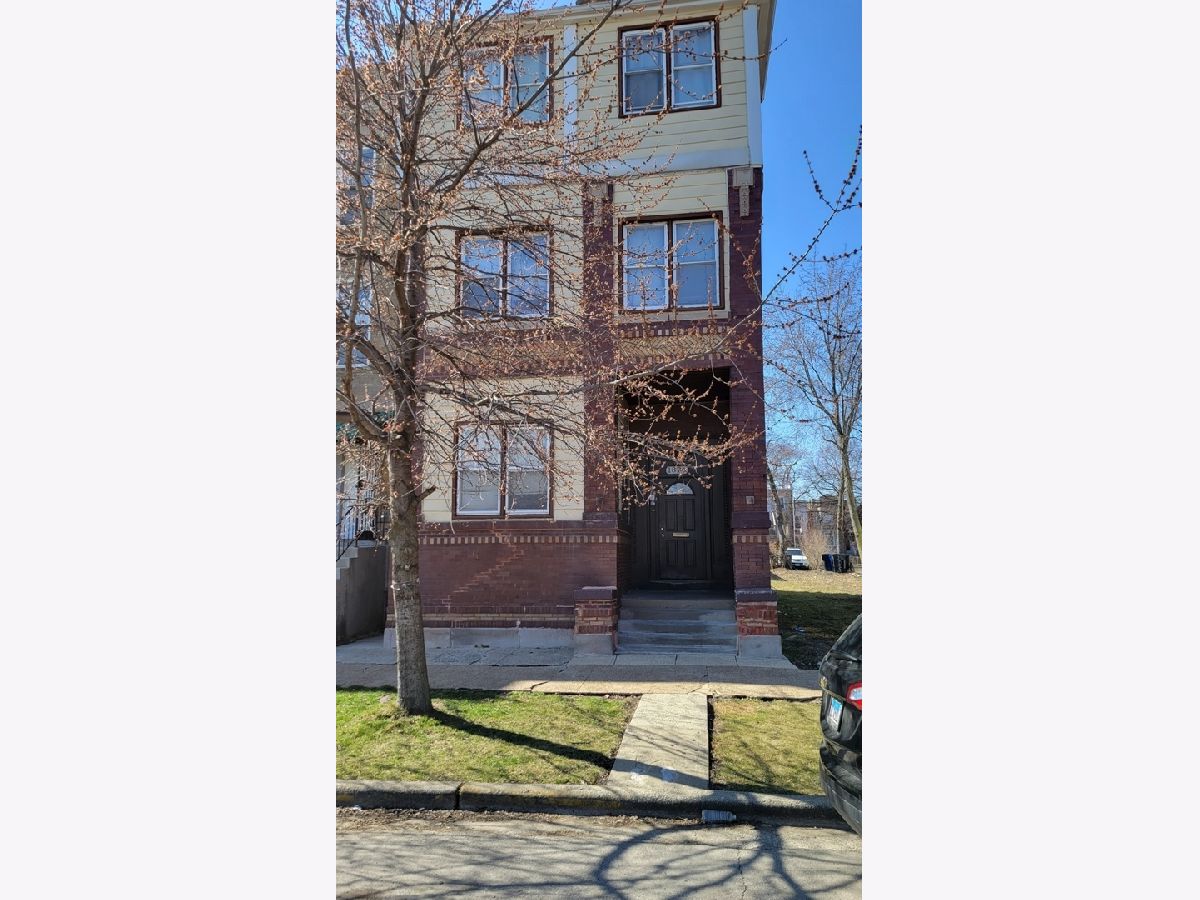 Homes & Townhomes & Condos Sold Lawndale Chicago Illinois, 1820 Trumbull