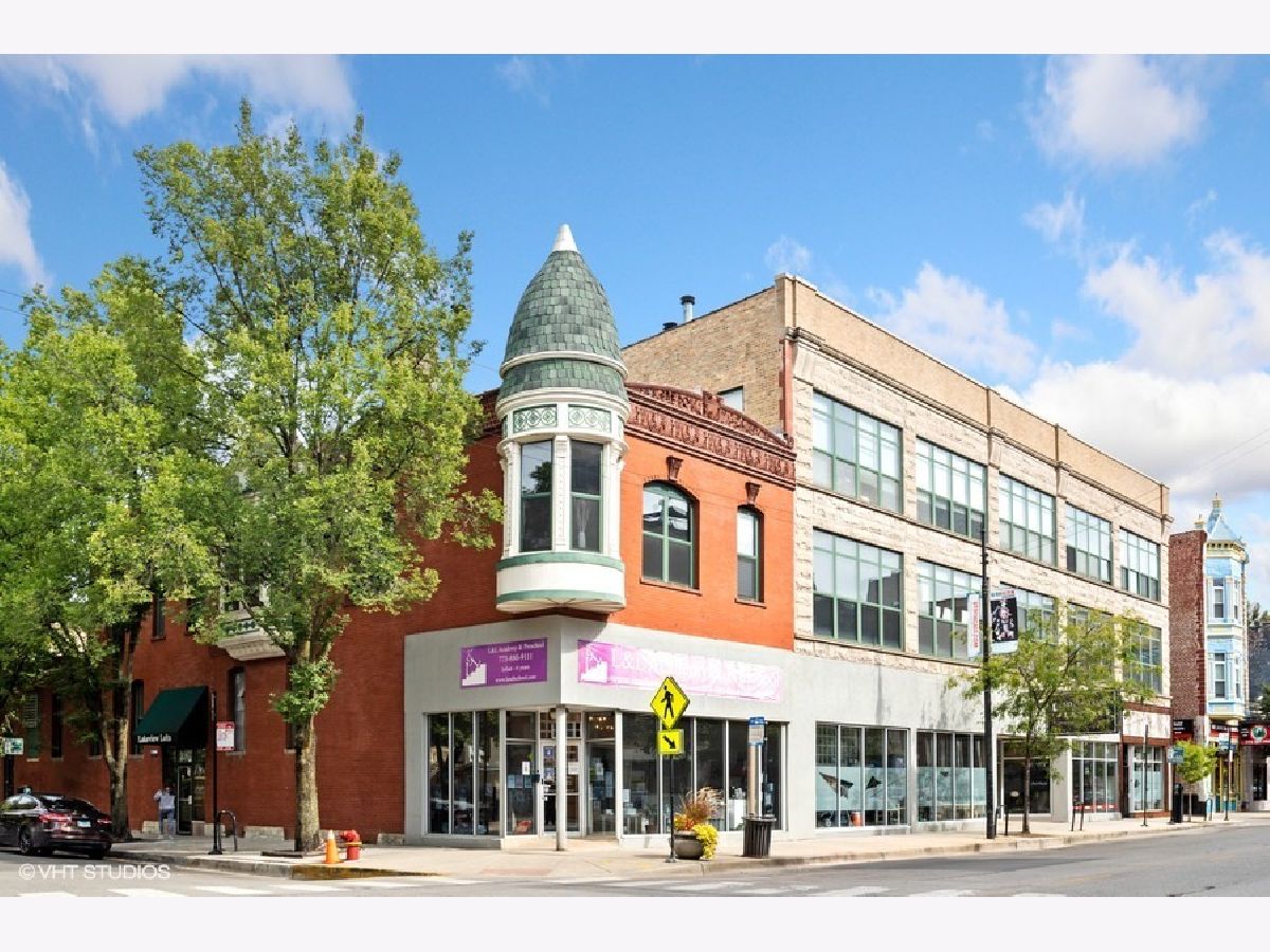 Condos & Townhomes Rented Lakeview Lofts Chicago Illinois, 3201 Seminary