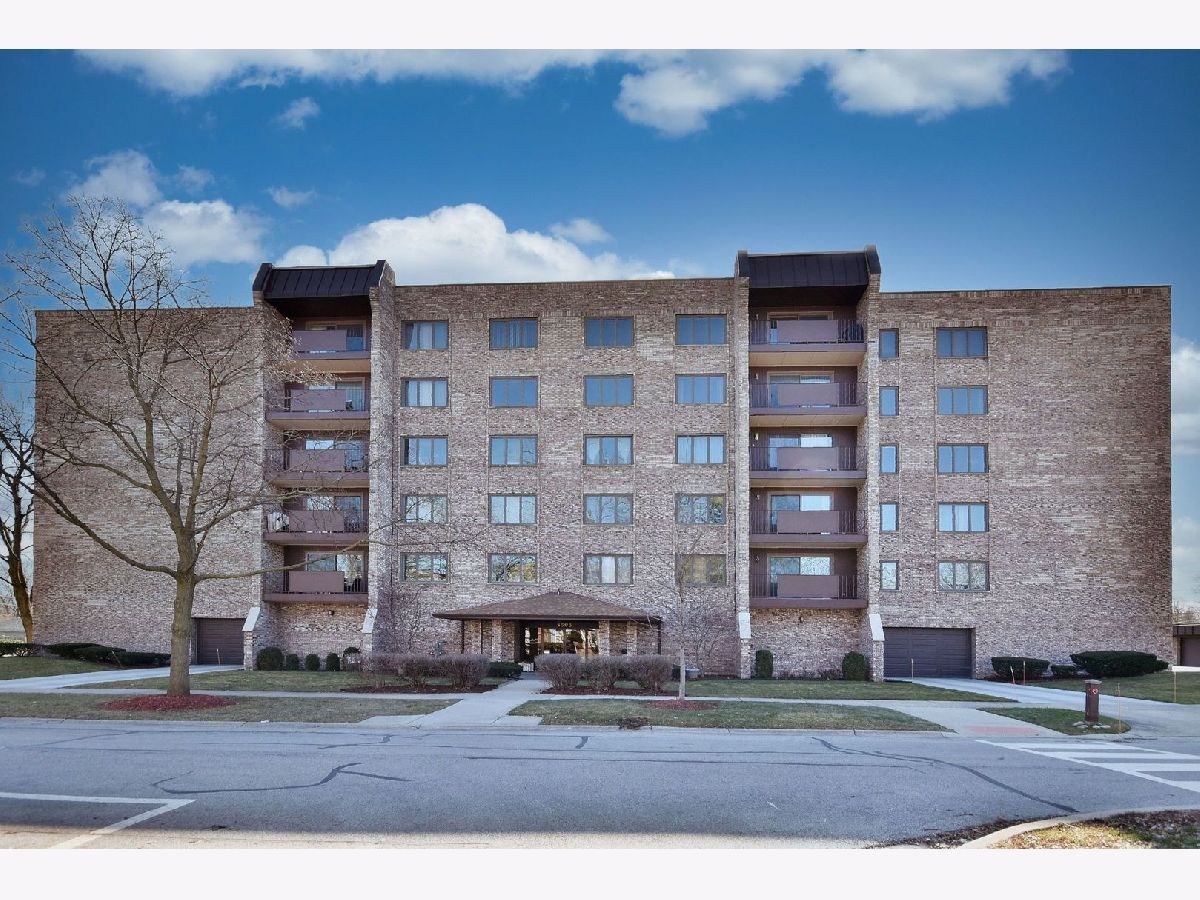 Condominiums Sold Coachlight Manor Des Plaines Illinois, 1595 Ashland