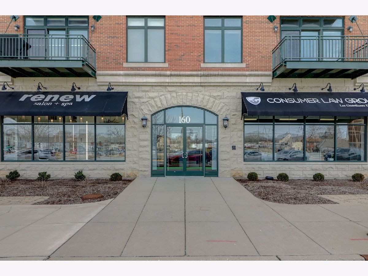 Condominiums Sold Riverstreet Plaza Aurora Illinois, 160 River