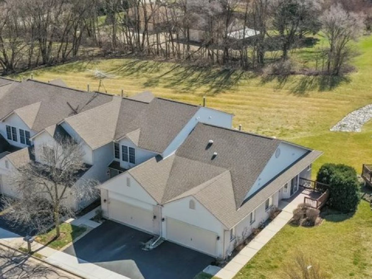 Townhomes & Condos Sold Timber Trails Mchenry Illinois, 3121 River Birch