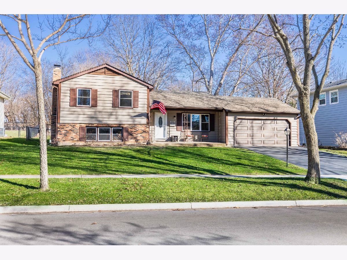 Homes Sold Village Green Algonquin Illinois, 619 Scott