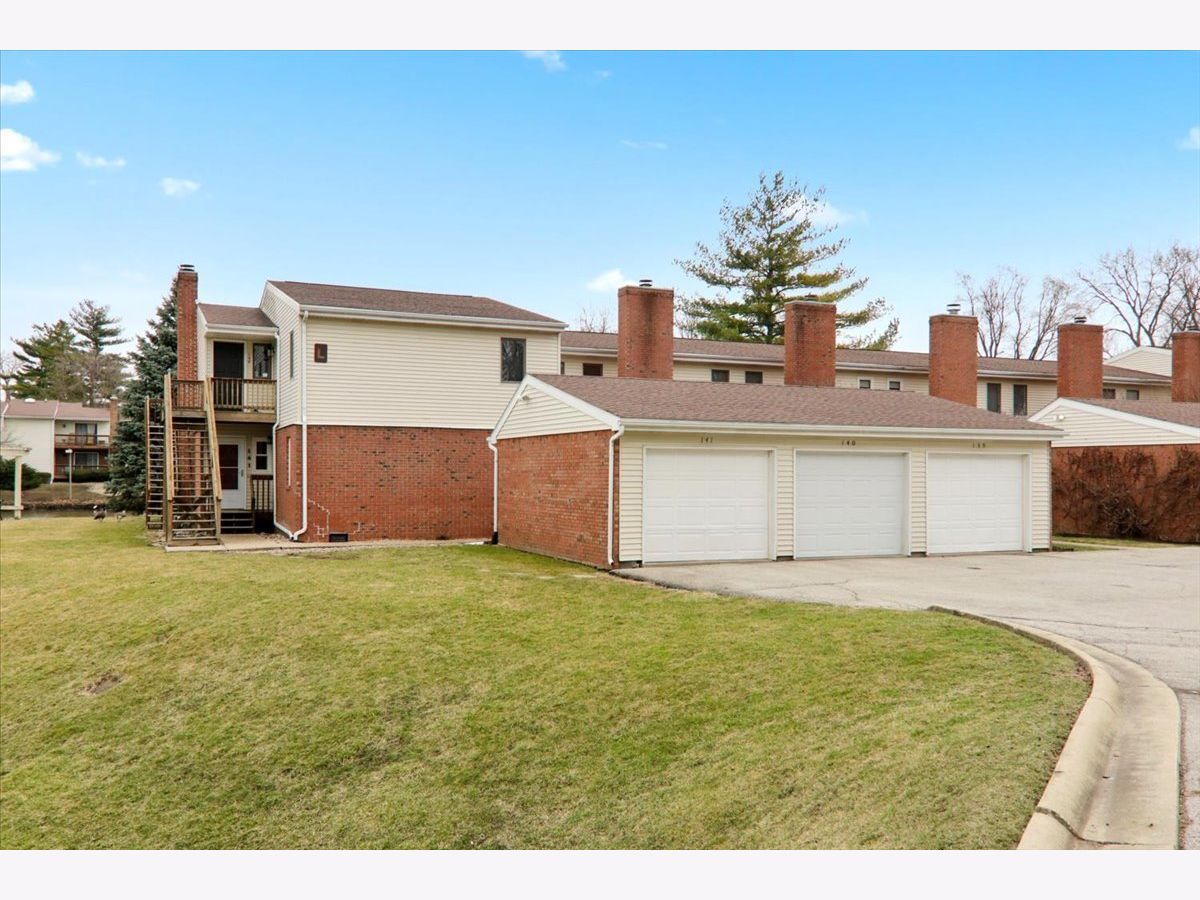 Condos & Townhomes & Homes Sold Lakeview Normal Illinois, 903 Linden