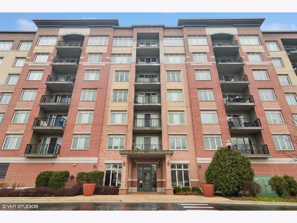 Condos & Townhomes Sold Port Clinton Place Vernon Hills Illinois, 1199 Port Clinton