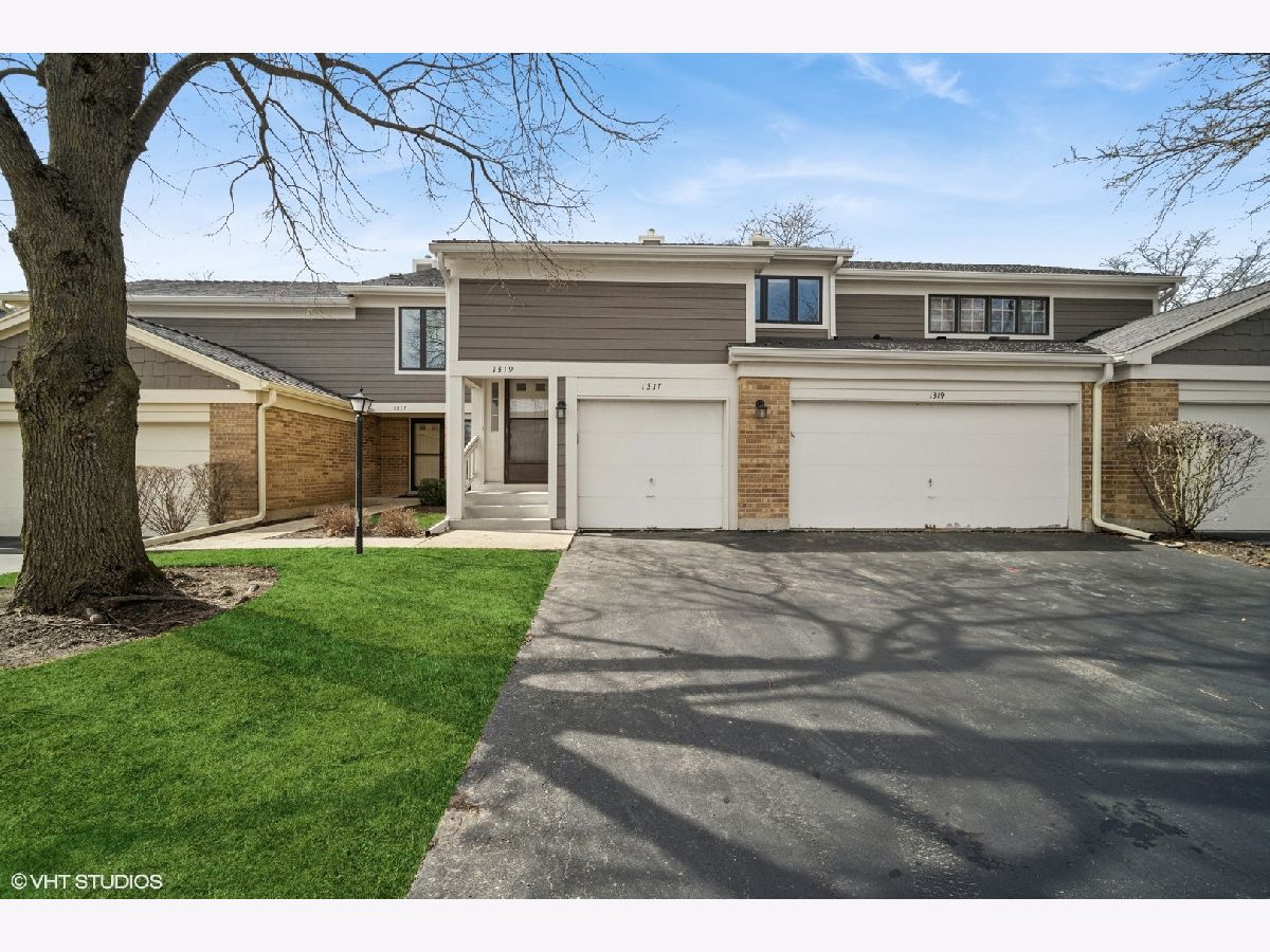 Townhomes Sold Riva Ridge I Libertyville Illinois, 1317 Downs