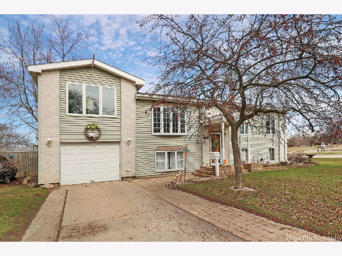 Homes Sold Northwood Estates Woodstock Illinois, 131 Sunshine