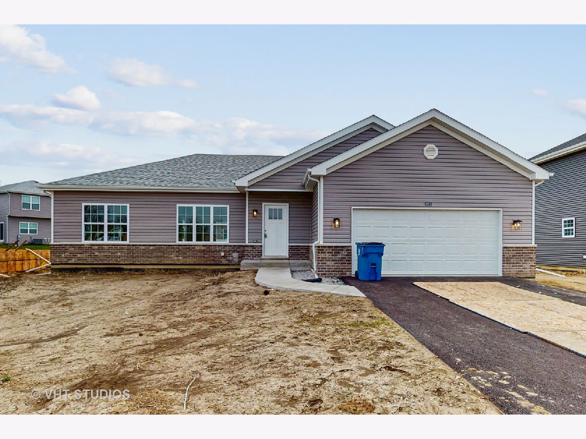 Homes & Townhomes Sold Deer Meadows Crete Illinois, 877 Yorkshire