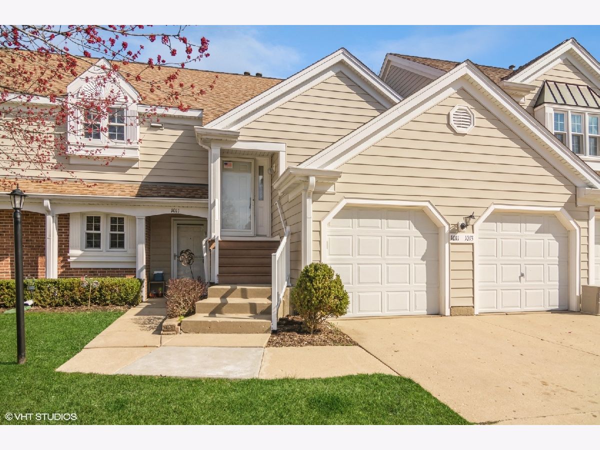 Townhomes Sold Covington Manor Buffalo Grove Illinois, 1013 Brentwood