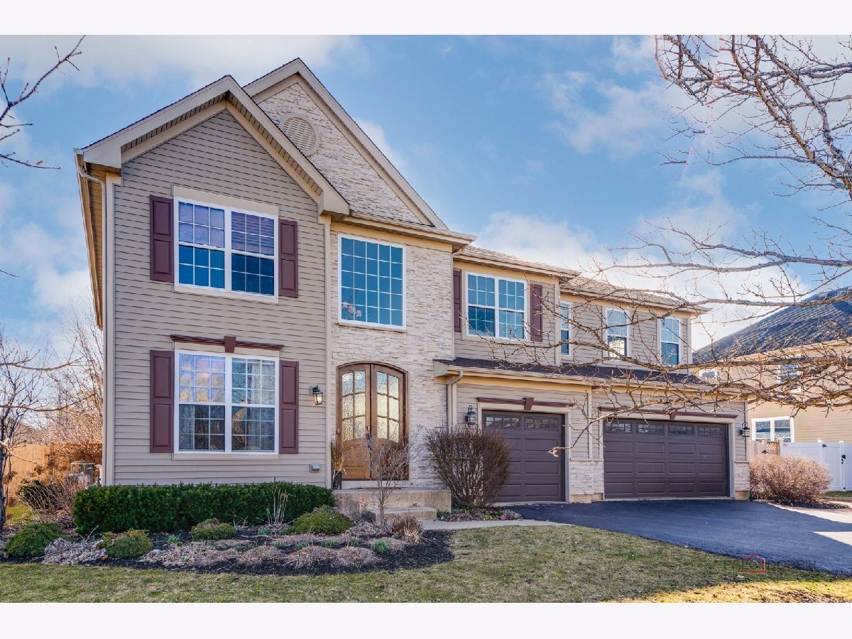 Homes Sold Cedar Ridge Estates Lake Villa Illinois, 1211 Pine Tree