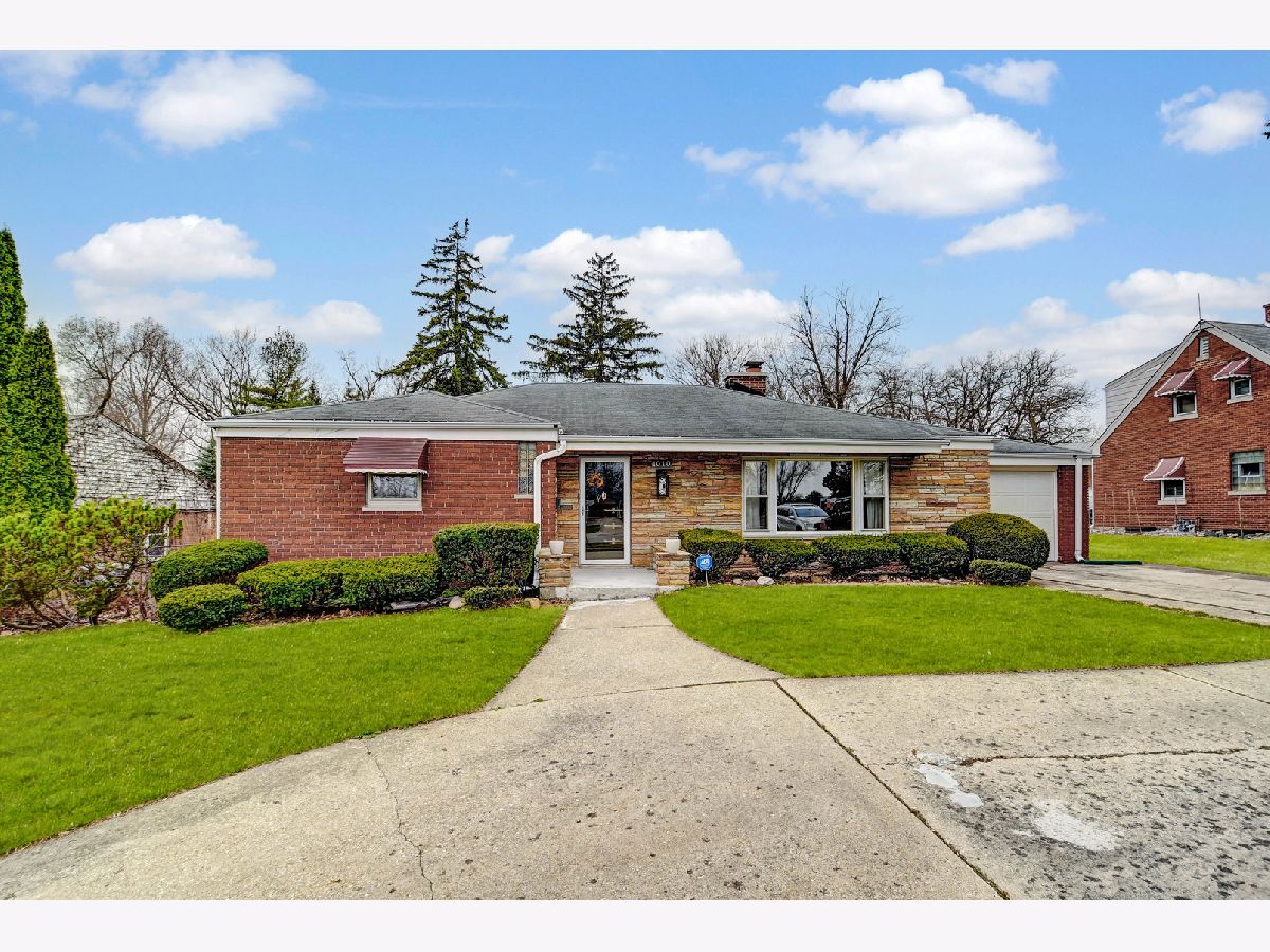 Homes Sold Country Club Chicago Heights Illinois, 1010 Ashland