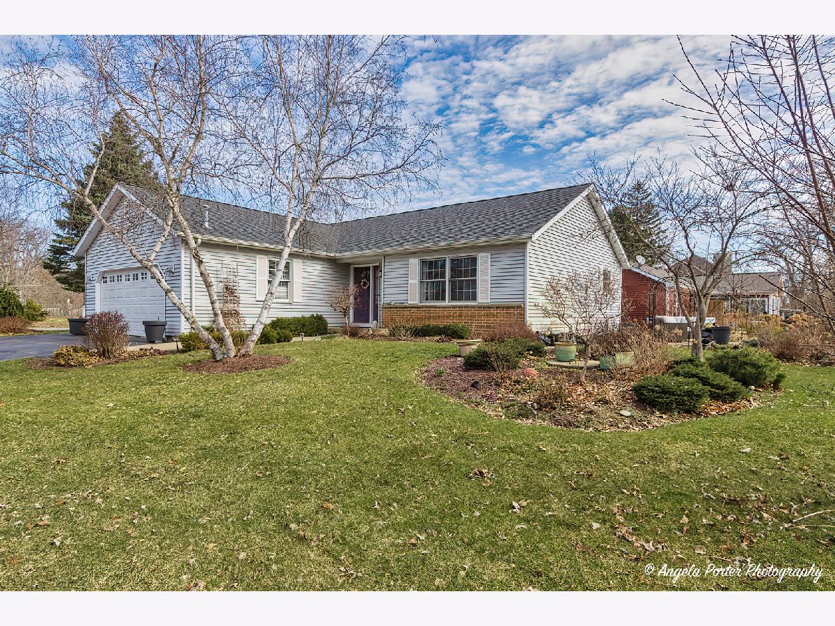 Homes Sold Bayview Beach Crystal Lake Illinois, 4410 Bayview