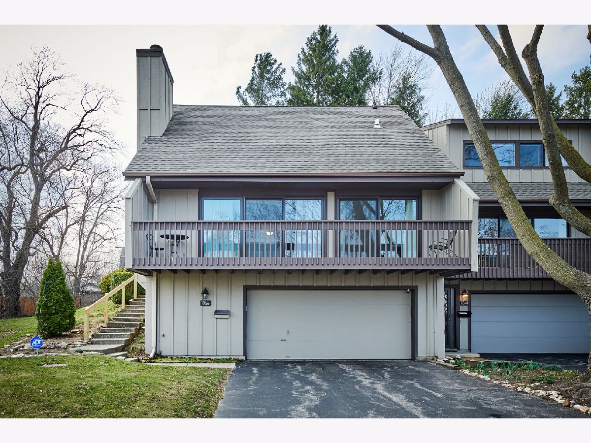 Townhomes Rented Tyler Bluff Elgin Illinois, 1066 Florimond