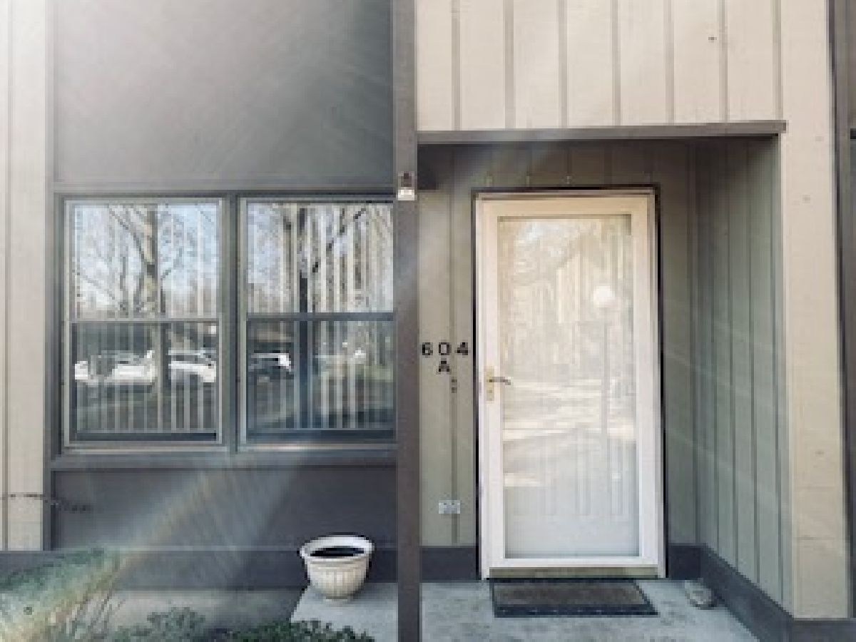 Townhomes Rented Barrington Townhomes Barrington Illinois, 604 A Hough
