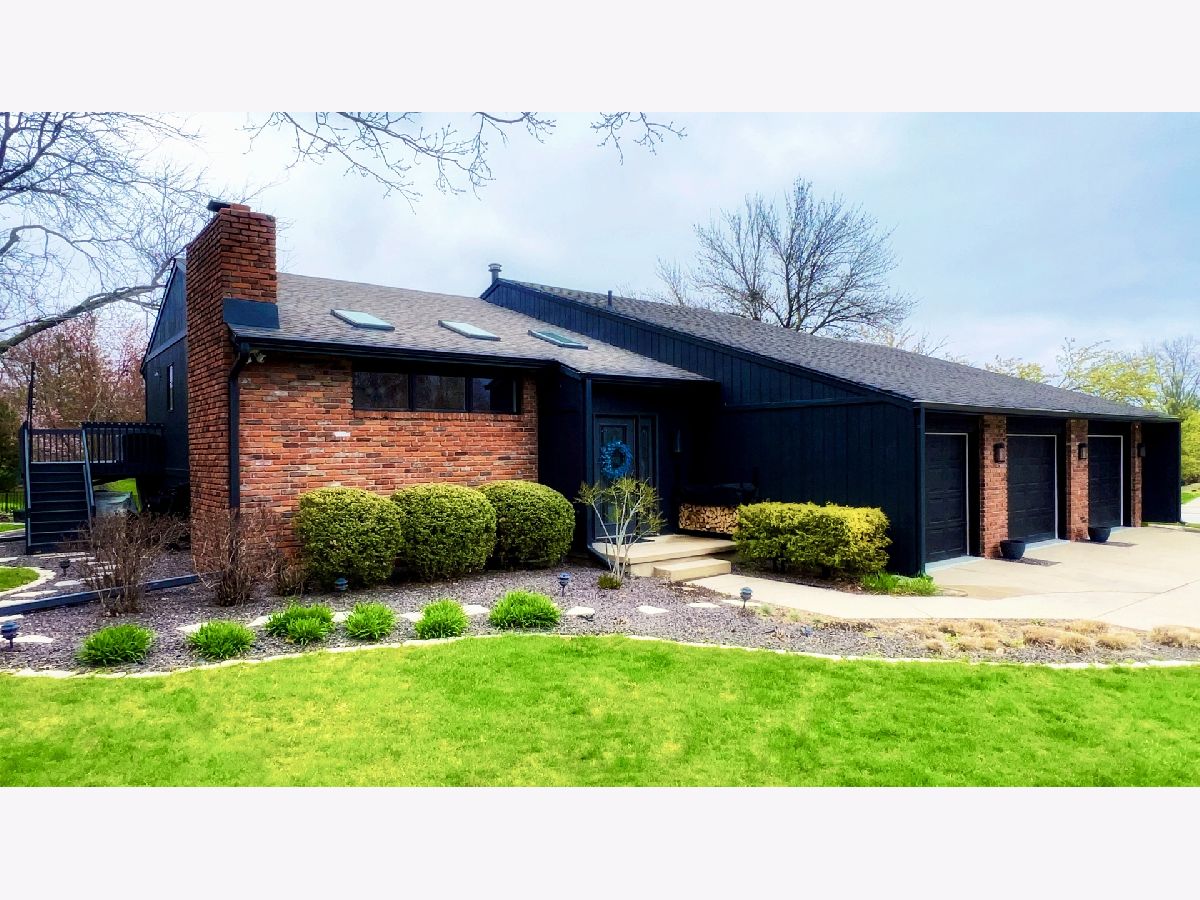 Homes & Condos & Townhomes Sold Brookridge Bloomington Illinois, 1 Bedford