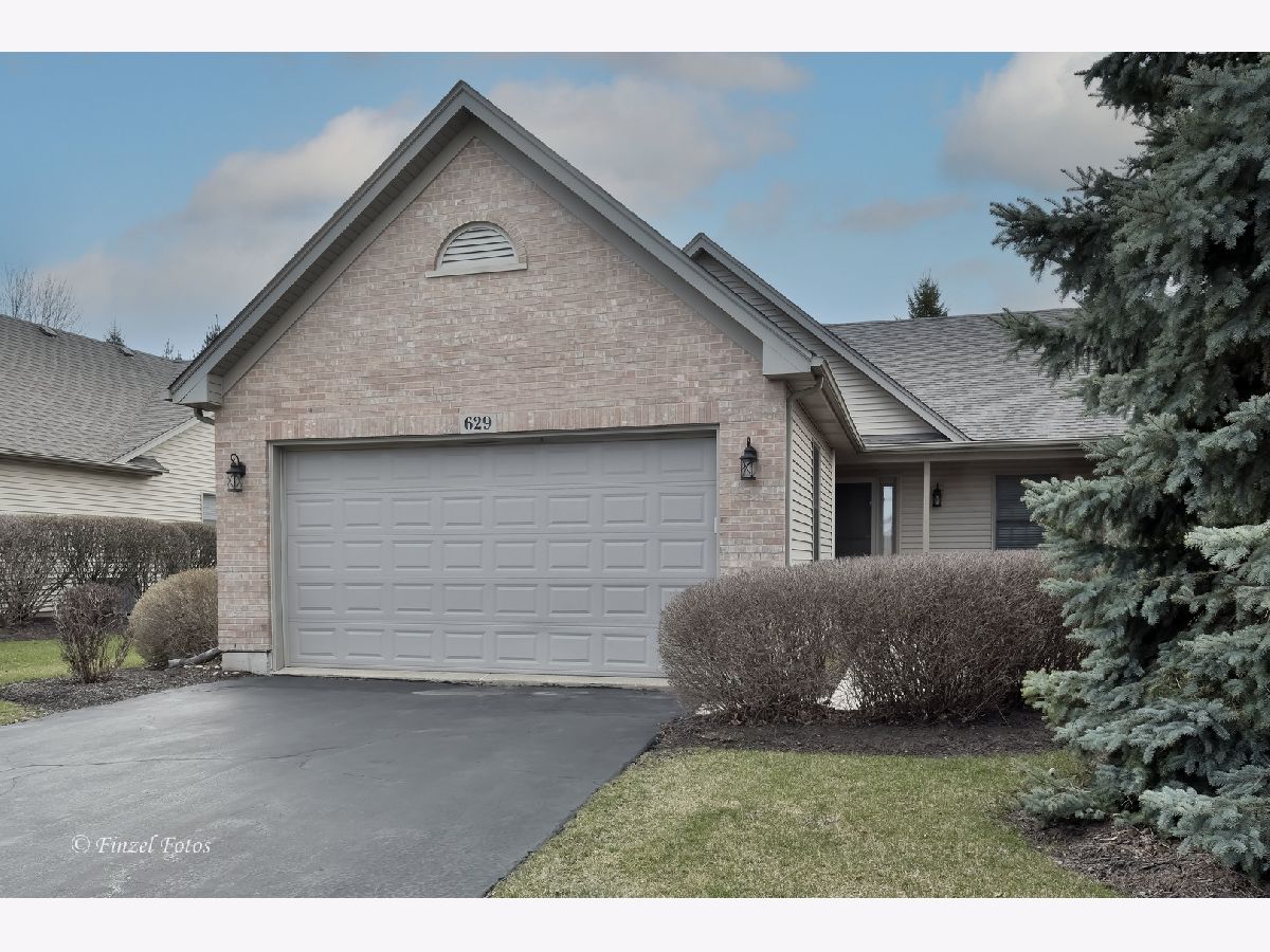 Homes & Condos & Townhomes Sold Hampshire Prairie Hampshire Illinois, 629 Hampshire