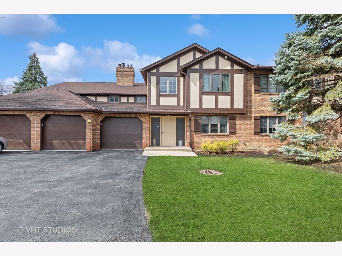 Condos & Townhomes Sold Oak Hills Country Club Palos Heights Illinois, 13260 Country Club